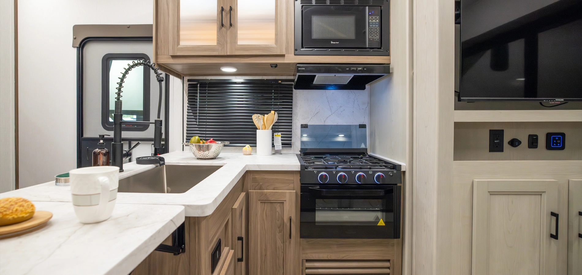 Fifth Wheel Toy Haulers Under 12000 Lbs Wow Blog